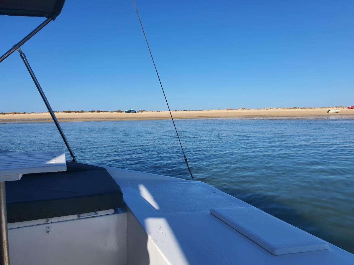 Отель Barco Casa Catamara Sleepandboat Фару Экстерьер фото